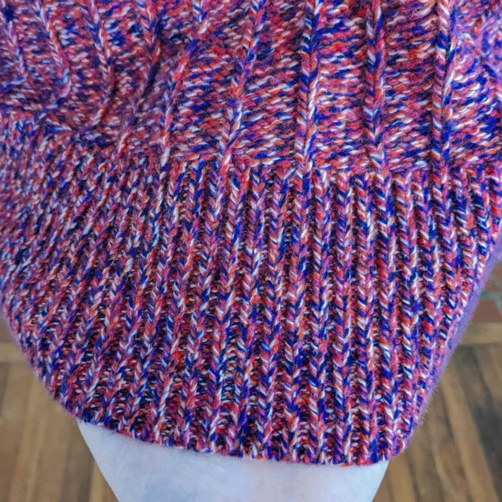 🍁 EUC Banana Republic Wool Cashmere Blend Ribbed Sweater in Berry, Size L - Picture 4 of 11